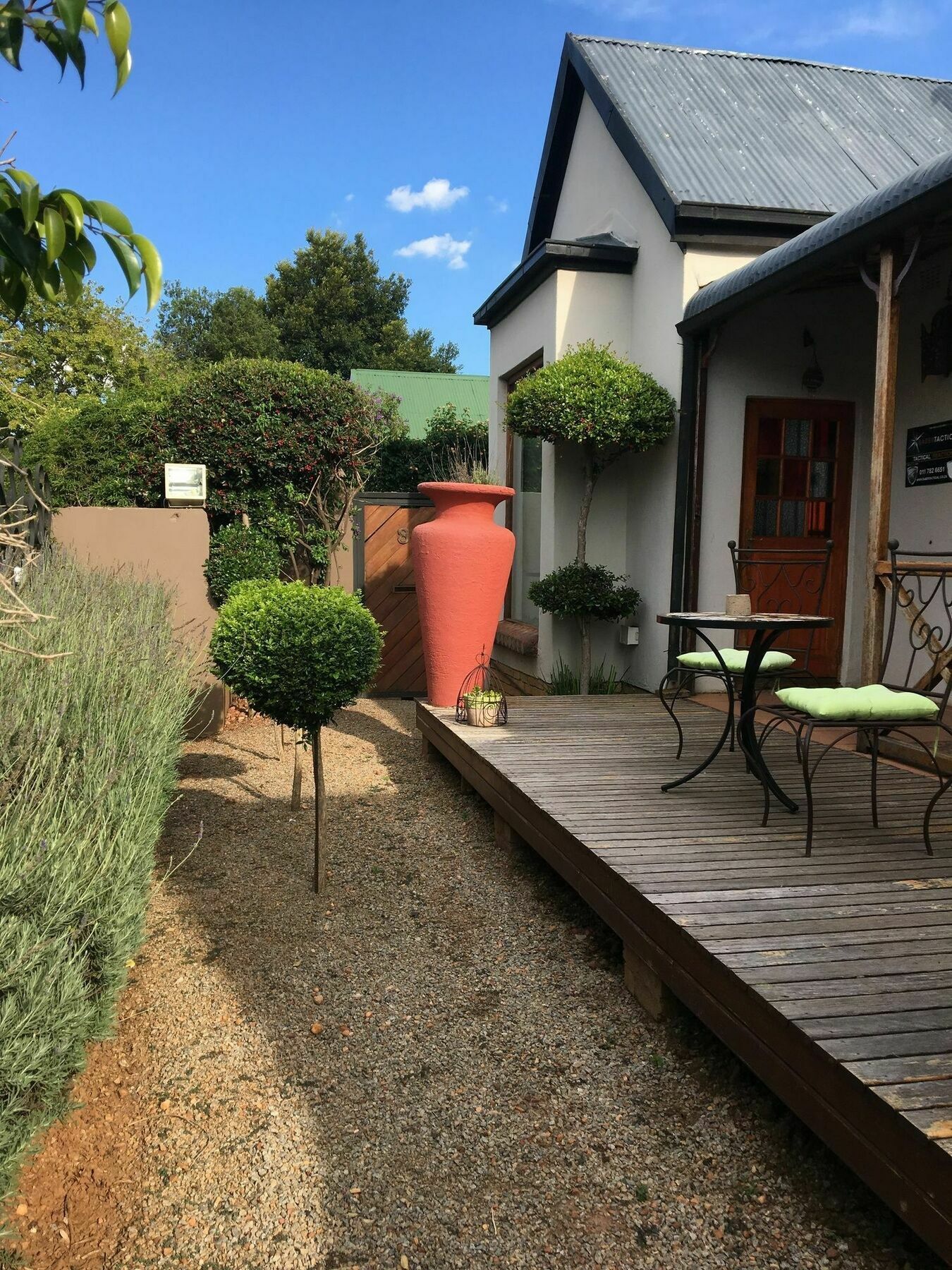 84 On Fourth Guest House Johannesburg Esterno foto