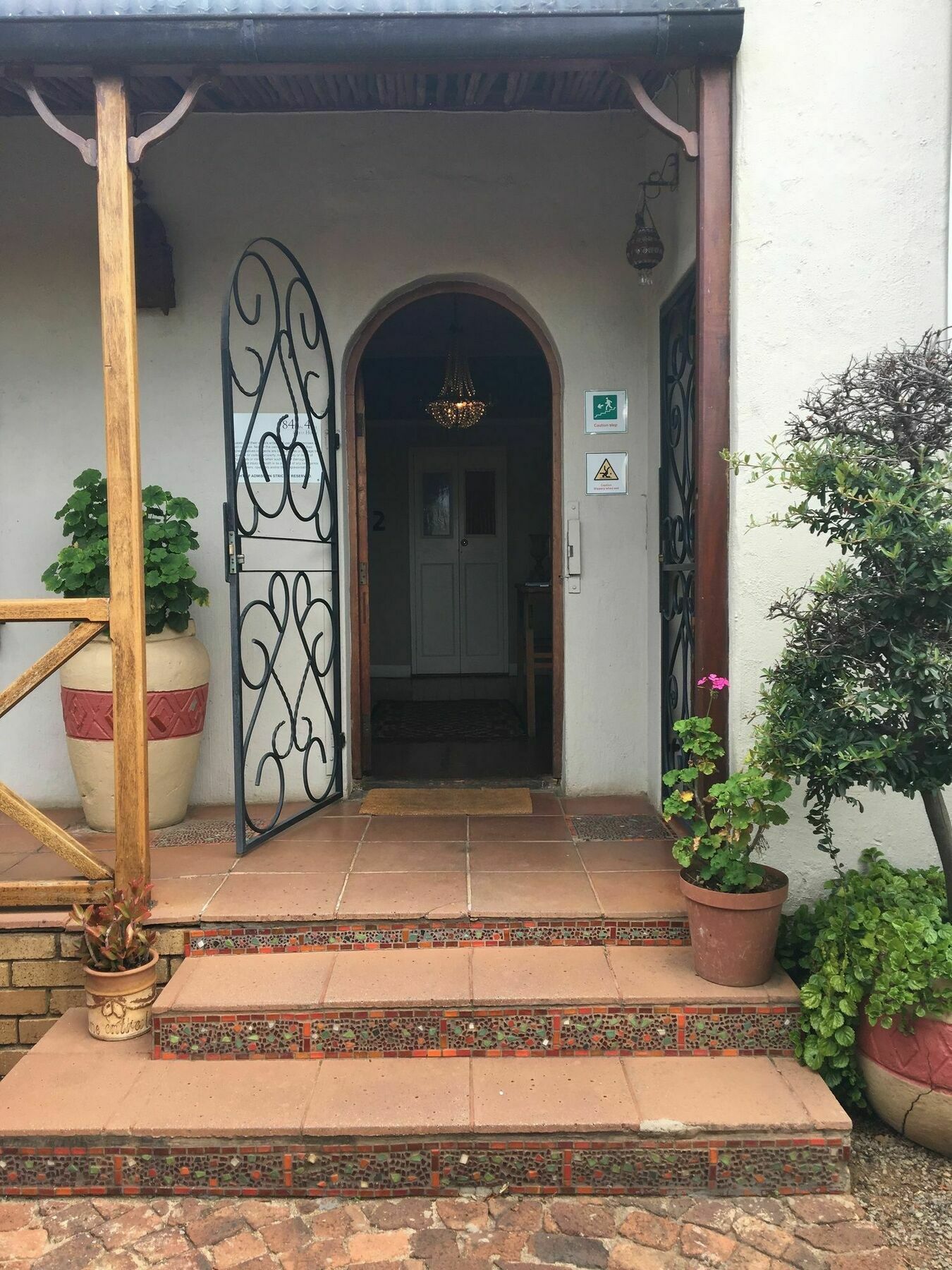 84 On Fourth Guest House Johannesburg Esterno foto