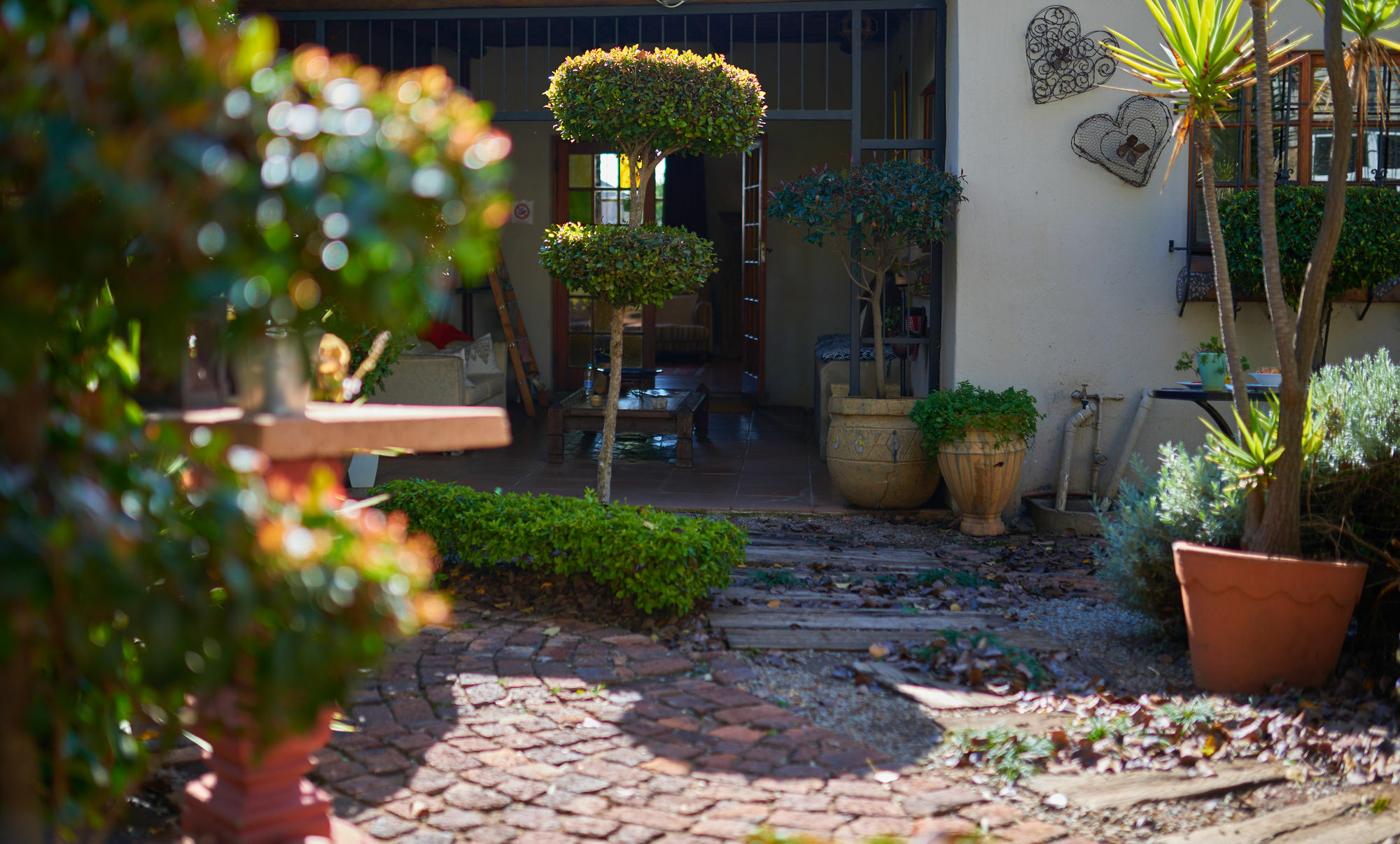 84 On Fourth Guest House Johannesburg Esterno foto